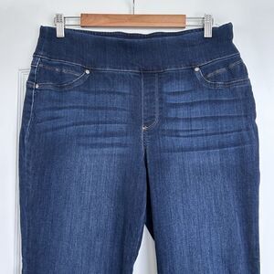 Chicos Perfect Stretch Pull On Boot Cut Jeans Sz 1.5 US 10 Comfort Travel Blue